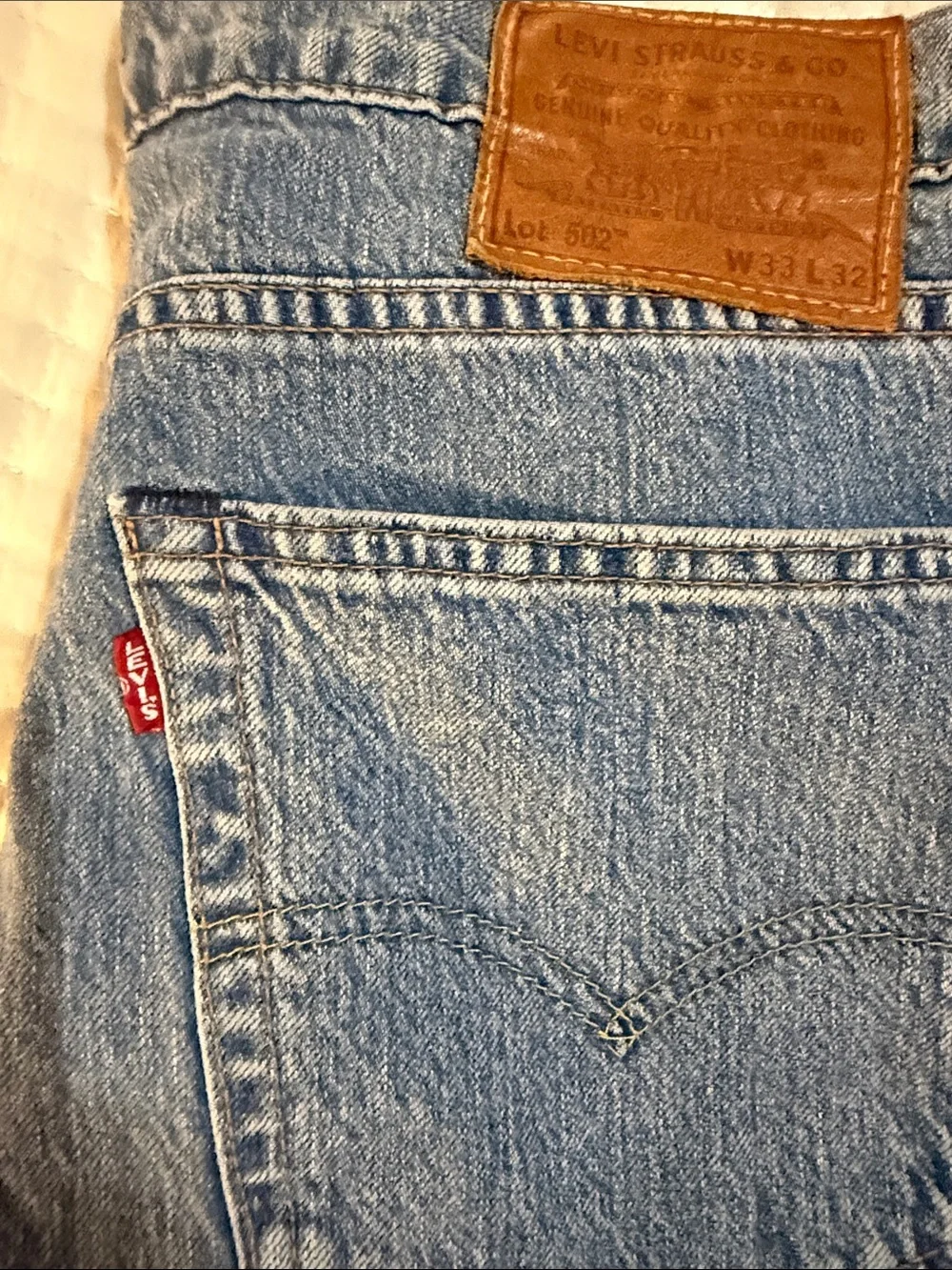 Levi's Men's Light Blue Straight-Leg Jeans 502.  33x32
